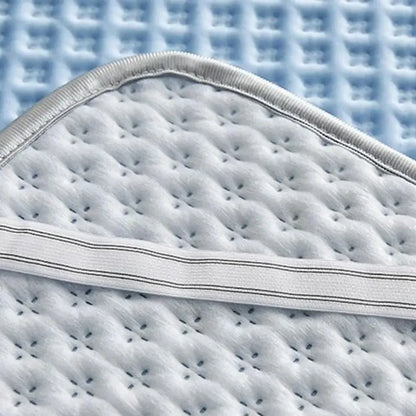 Breathable Ice Silk Cooling Mattress Pad – Washable Soft Skin-Friendly Summer Sleeping Mat