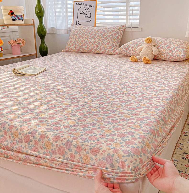 Non-Slip Fitted Sheet Set with Pillowcase, Queen
