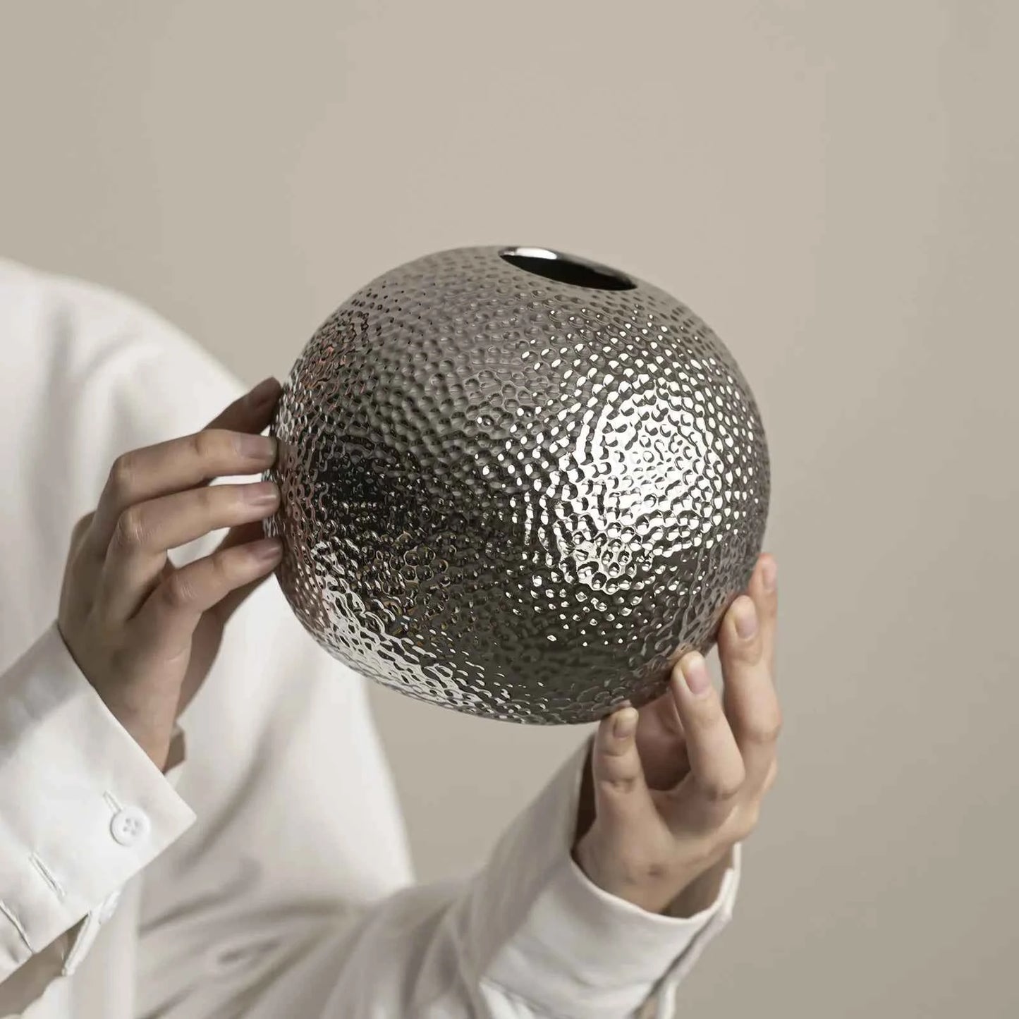 Luxury Hammer Ball Ceramic Vase Dried Flower Flower Arrangement Accessories Gold and Silver Vase Living Room Decoration Vases