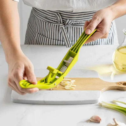 Portable Stainless Steel Manual Garlic Press Household Garlic Masher Garlic Puree Press PP Handle Garlic Slicer Kitchen Gadgets