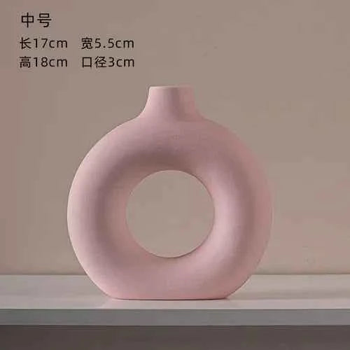 European Pink Ceramic Openwork Vase Flower Arrangement Plant Decoration Entrance Dining Table Vase Interior Ornaments Decoration