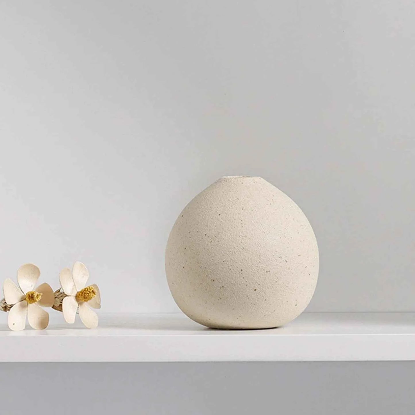 Nordic Flower Vases Floral Arrangements Decorative Art Vases Boho Ceramic Vase for Farmhouse Entryway Home Mantel Accessories