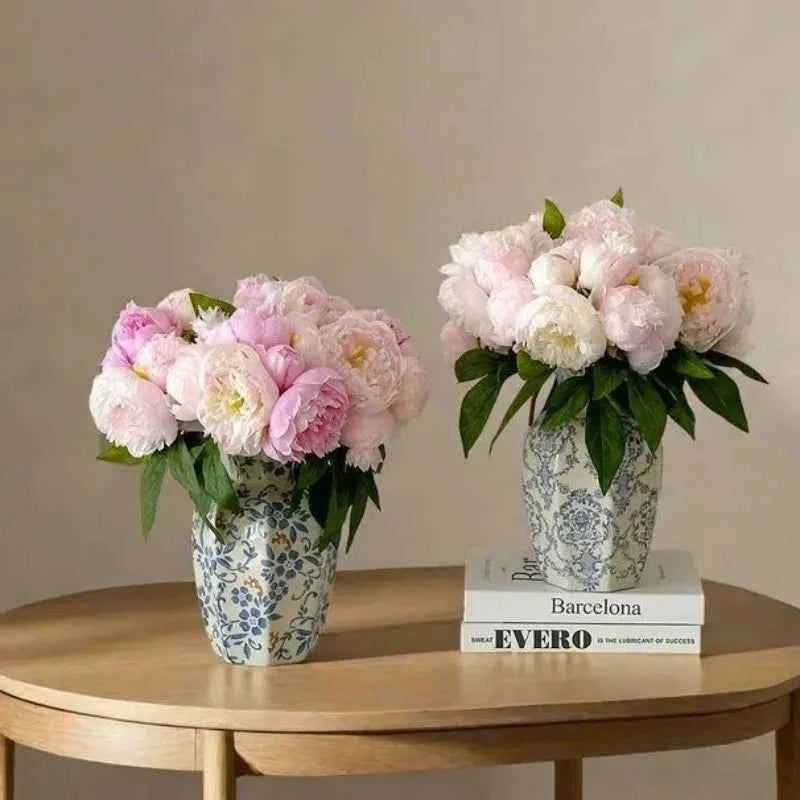 1PCS New Chinese Hand-Painted Blue and White Porcelain Vase Arrangement Decor for Living Room Dining Room Entryway