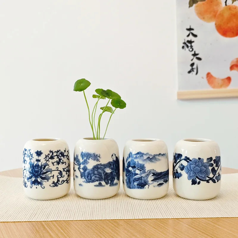 Ceramic Mini Vase Antique Blue and White Porcelain Flower Vase Home Shelves Bedroom Living Room Ceramic Table Decoration Vase
