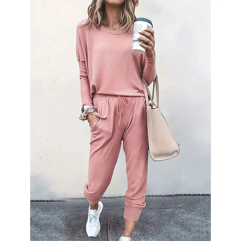 Women’s Casual Solid Color Hoodie Tracksuit — Oversize Two-Piece Set