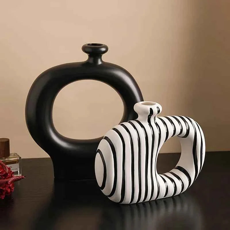 Beihanmei Creative Retro Black White Striped Ceramic Vase for Flower Arrangement Living Room Decor