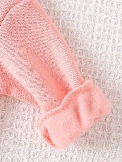Newborn baby girl's English printed fleece hoodie and sporty casual pants are suitable for outdoor use
