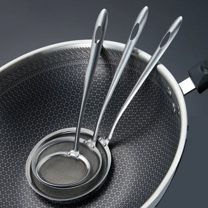 304 Stainless Steel Deep Fine Mesh Strainer and Oil Skimmer with Heat Resistant Handle