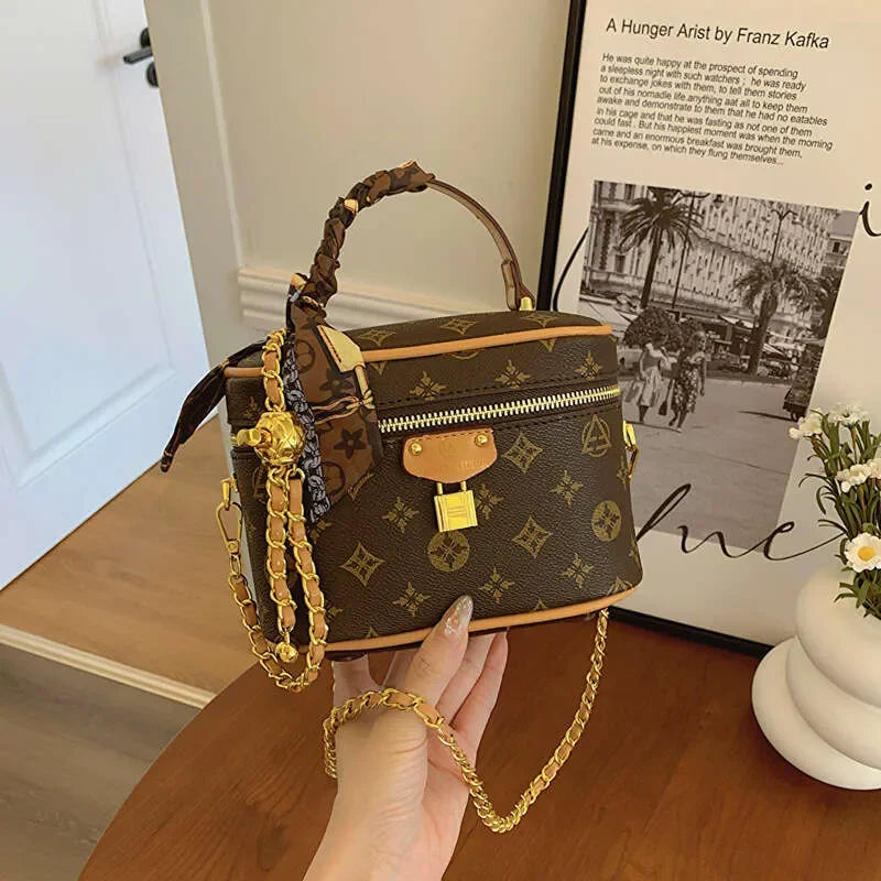 Letter-Printed Bucket Bag, Versatile Crossbody