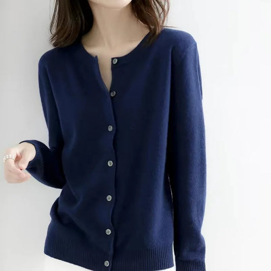 Cardigan à col rond tricoté pour femme — Haut amincissant ample de couleur unie