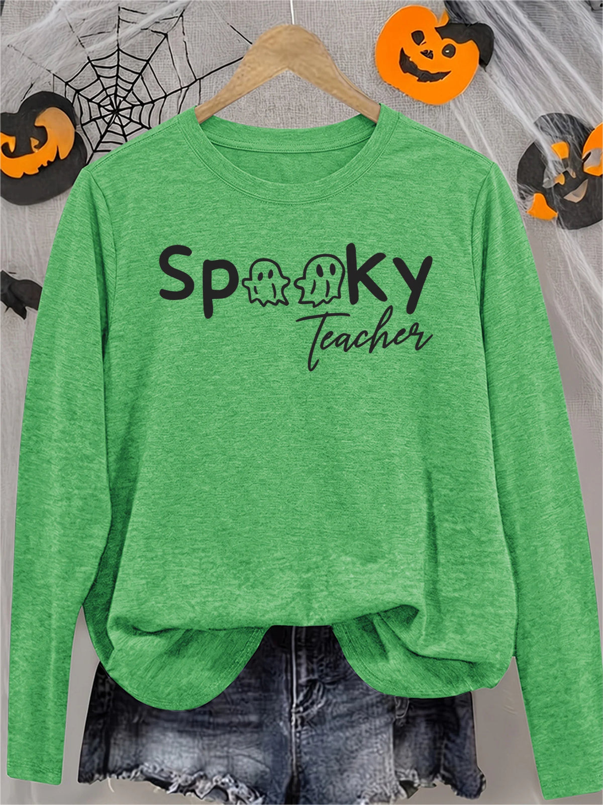 Women's Spooky Teacher Long Sleeve Crew Neck T-Shirt with Ghost Print, Cute Soft Horror Funny Halloween Gift, Casual Athletic Vacation Top