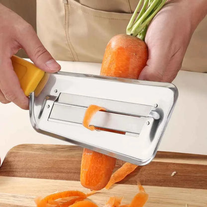 Stainless Steel Cabbage Slicer Multi-functional Cabbage Slicer with Handle Suitable for Slicing Cabbage and Vegetables.