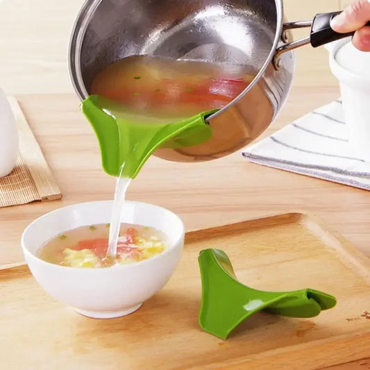 Kitchen Funnel with Anti-Splash Edge – No-Spill Liquid Pouring Tool