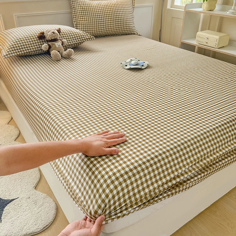 Plaid Fitted Sheet | Skin-Friendly, Elastic, Kids