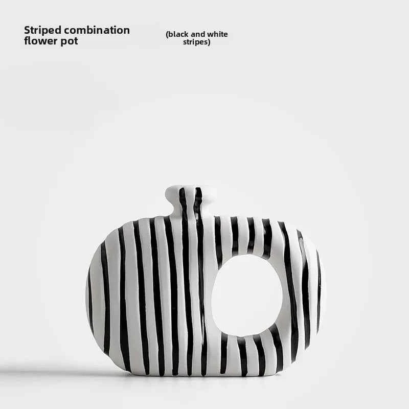 Beihanmei Creative Retro Black White Striped Ceramic Vase for Flower Arrangement Living Room Decor