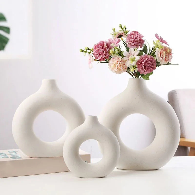 Modern Donut Ring Vase — Ceramic-Look Hanging & Tabletop Flower Pot for Home Decor