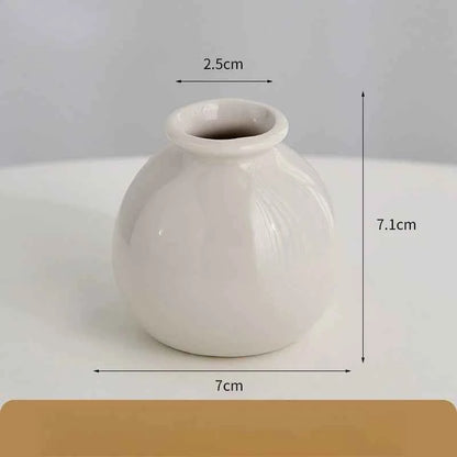 Creative Mini Vase with Highend Floral Arrangement Japanese Retro Ceramic Ornament Desktop Decoration