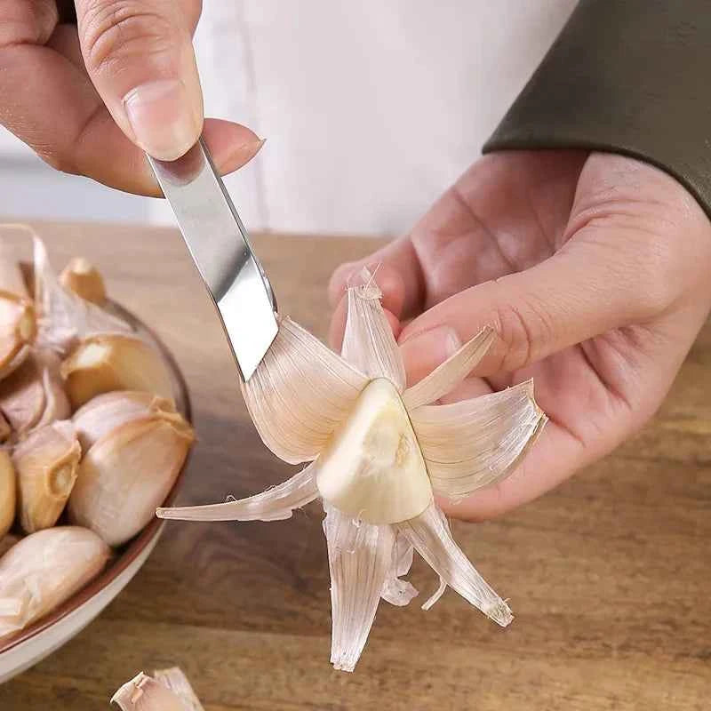 10/1pcs Stainless Steel Garlic Peeler Quickly Garlic Peeling Pig Hair Plucking Clip Manual Tweezers Gadgets Kitchen Accessories