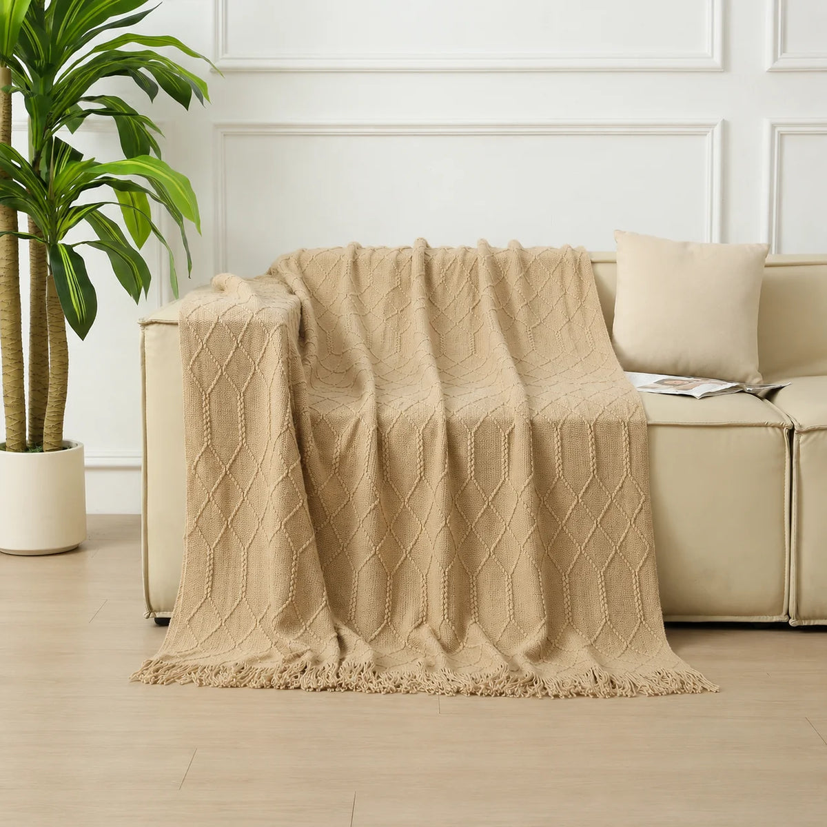 Dark Green Geometric Bobble Textured Knit Throw Blanket with Tassel Fringe, Soft Knitted Decorative Blanket, Lightweight Cozy Cover for Couch Sofa Bed, Boho Farmhouse Home Decor for Living Room Bedroom