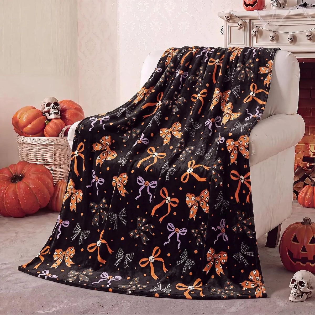 Halloween Throw Blanket Ghost Fleece Flannel Blanket Goth Halloween Soft Cozy Plush Blankets for Couch Bed Sofa Pink Spooky Decor 60"X50"