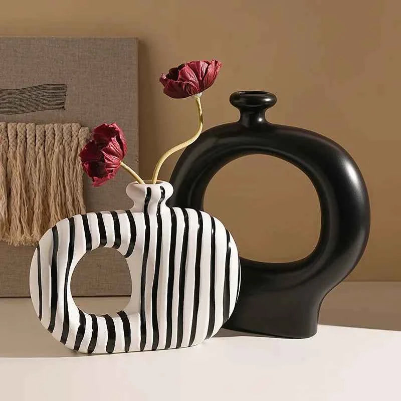 Beihanmei Creative Retro Black White Striped Ceramic Vase for Flower Arrangement Living Room Decor