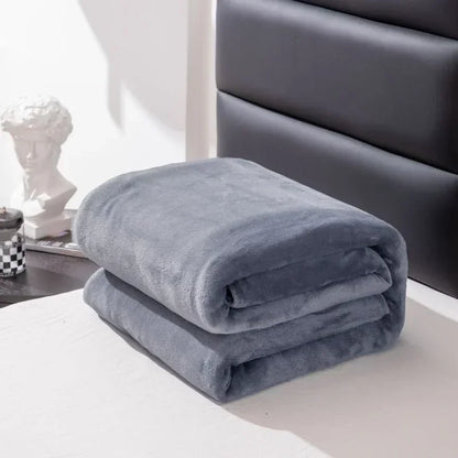 1PC Solid Gray Flannel Blanket, Soft Warm Fleece Throw, Thick Lightweight Cozy Bed Cover, Multi-use for Sofa, Nap, Office, Camping