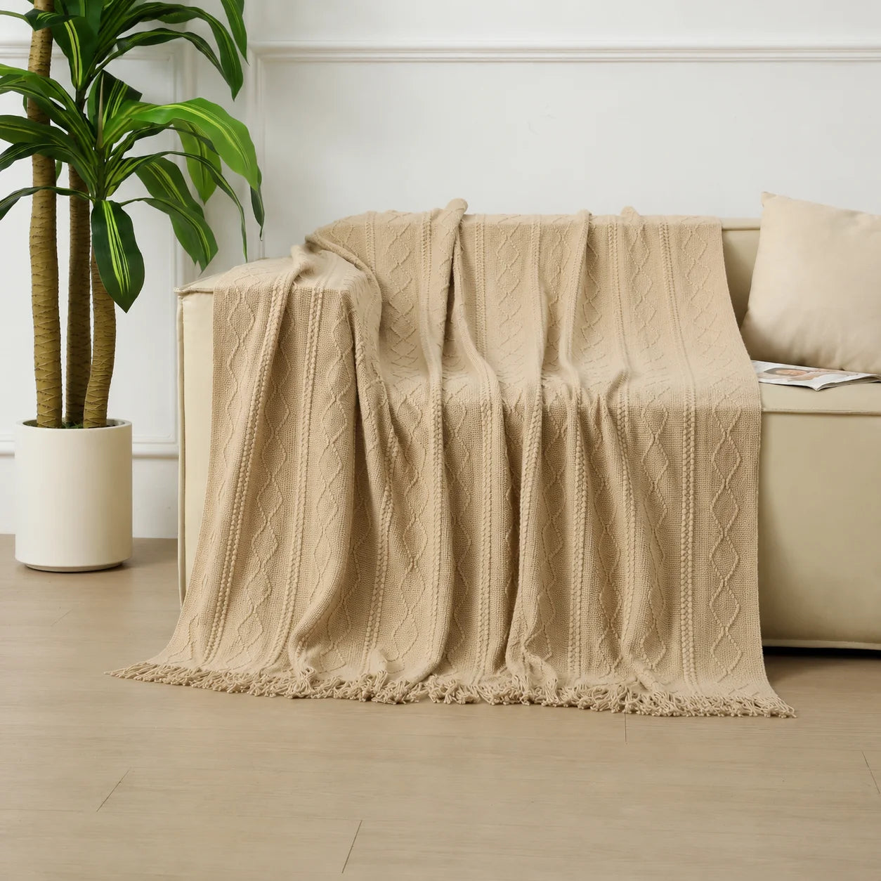 Dark Green Geometric Bobble Textured Knit Throw Blanket with Tassel Fringe, Soft Knitted Decorative Blanket, Lightweight Cozy Cover for Couch Sofa Bed, Boho Farmhouse Home Decor for Living Room Bedroom