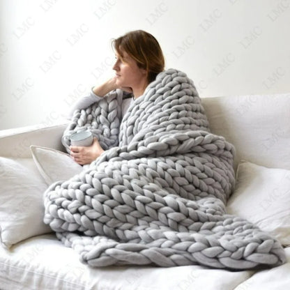 Comfortable Chunky Knit Blanket Fashion Knitted Blanket Winter Warm Sofa Bed Throw Blankets Hand-woven Home Gifts