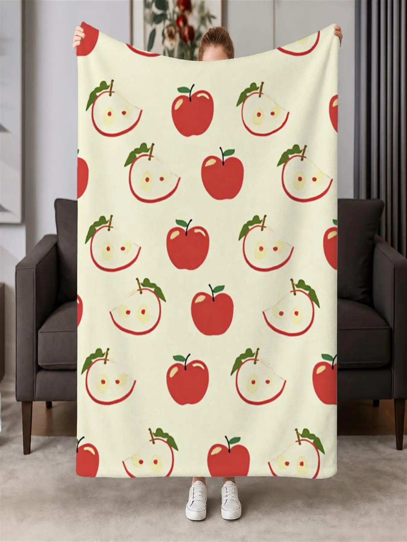 Cozy Red Apple Pattern Flannel Throw Blanket - Soft, Warm Ideal for Couch, Bed, Office & Travel, Perfect Gift for Friends & Family, Cartoon Style, Machine Washable 2D Flat Weighted Blanket 280GS