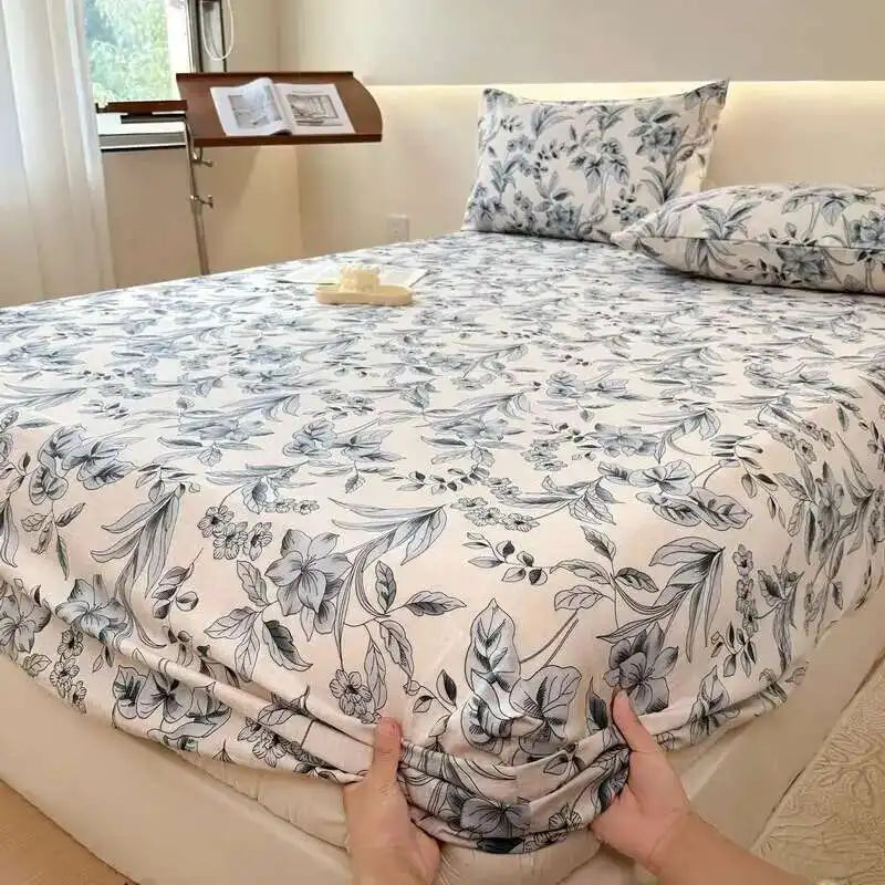 Floral Print Fitted Sheet, Elastic Edge, Queen/King