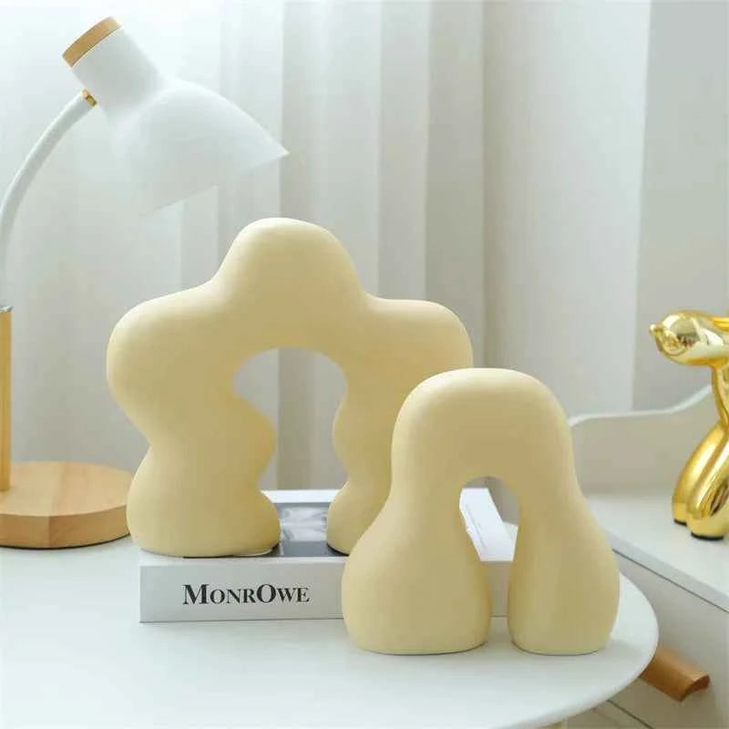 Classical Ceramic Ornaments Home Decor White and Black Decoration Nordic Special-shaped Modern Minimalist Ceramic
