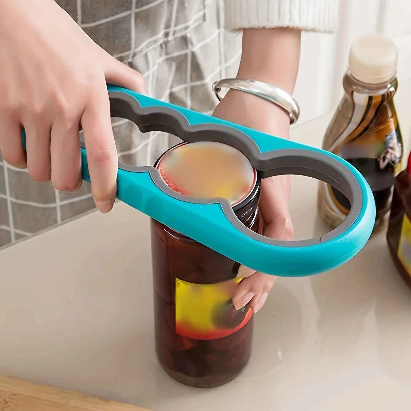 4-in-1 Easy-Grip Can Opener for Elderly - Senior-Friendly Kitchen Gadget & Thanksgiving Gift, Dishwasher Safe Home Essentials