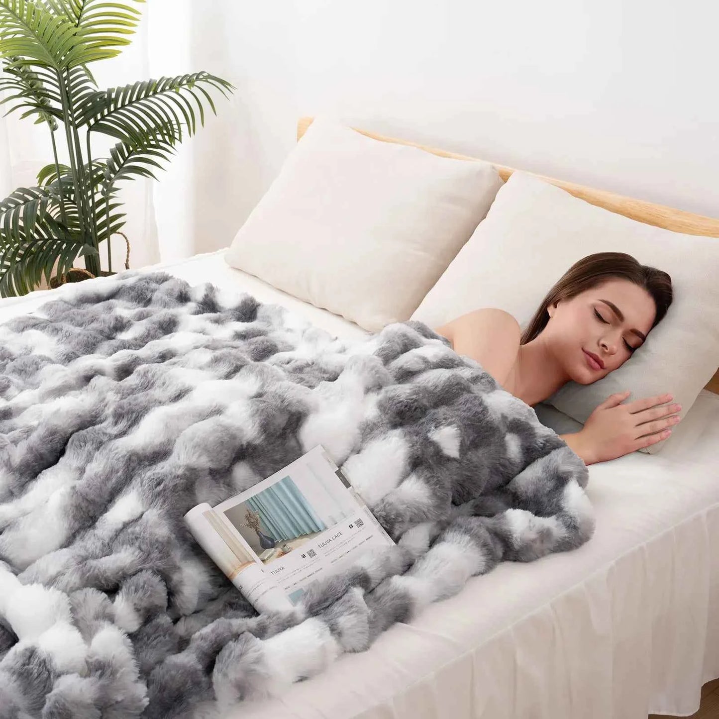 Faux Rabbit Fur Blanket for Bed,Thick & Warm Bed Blankets for Winter,Soft Cozy Fluffy Decorative Blankets for Bedroom