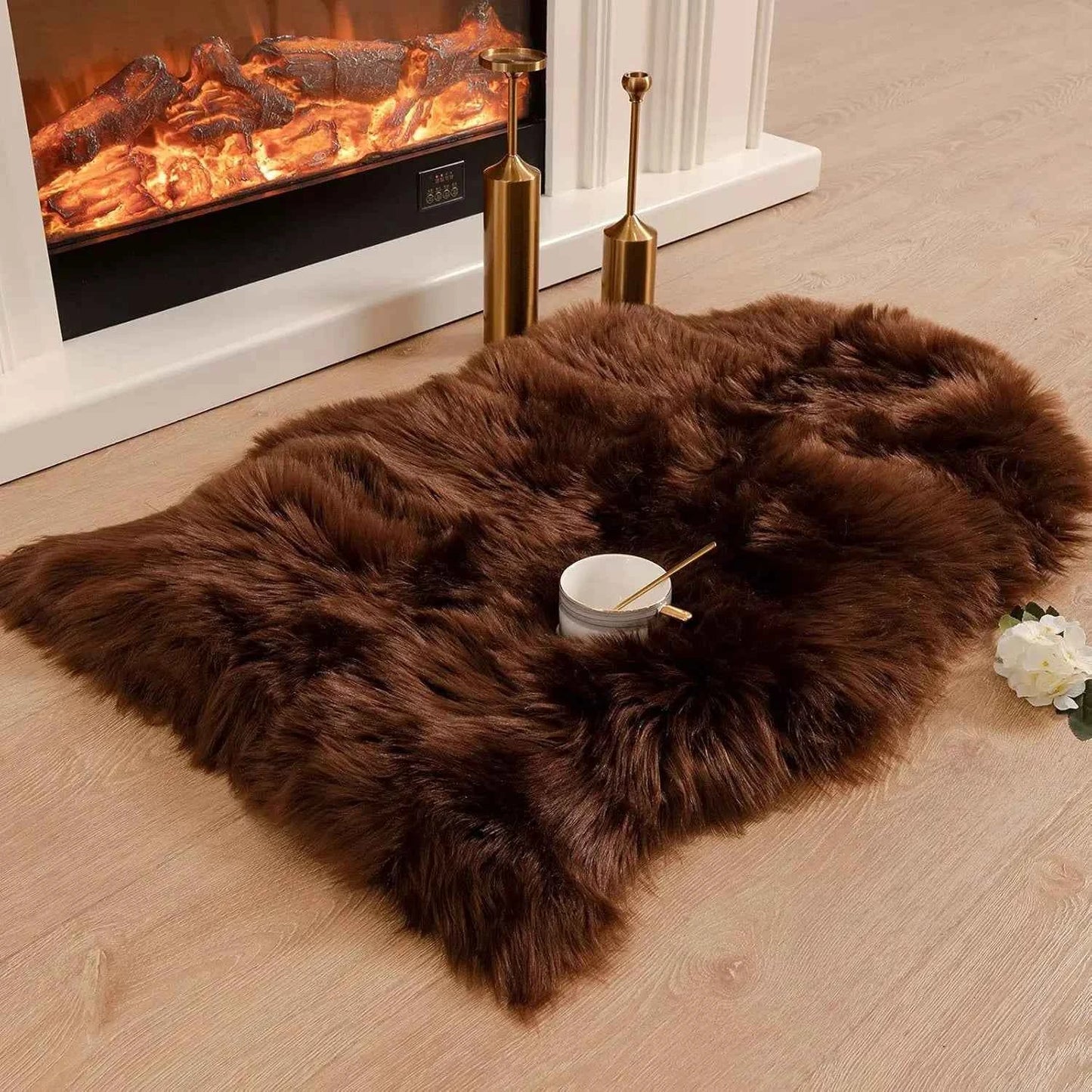 Soft Shaggy Faux Fur Rug Non-Slip Floor Mat 60x90CM Extra Thick Plush Bedroom Rug for Living Room Warm Carpet Machine Washable
