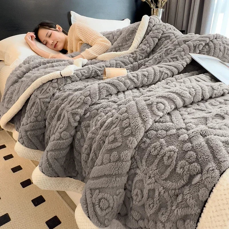 New Carved Velvet Warm Autumn Winter Blanket for Bed Soft Fluffy Sofa Blankets Warmth Cozy Coral Flannel Sofa Cover Blanket Nap