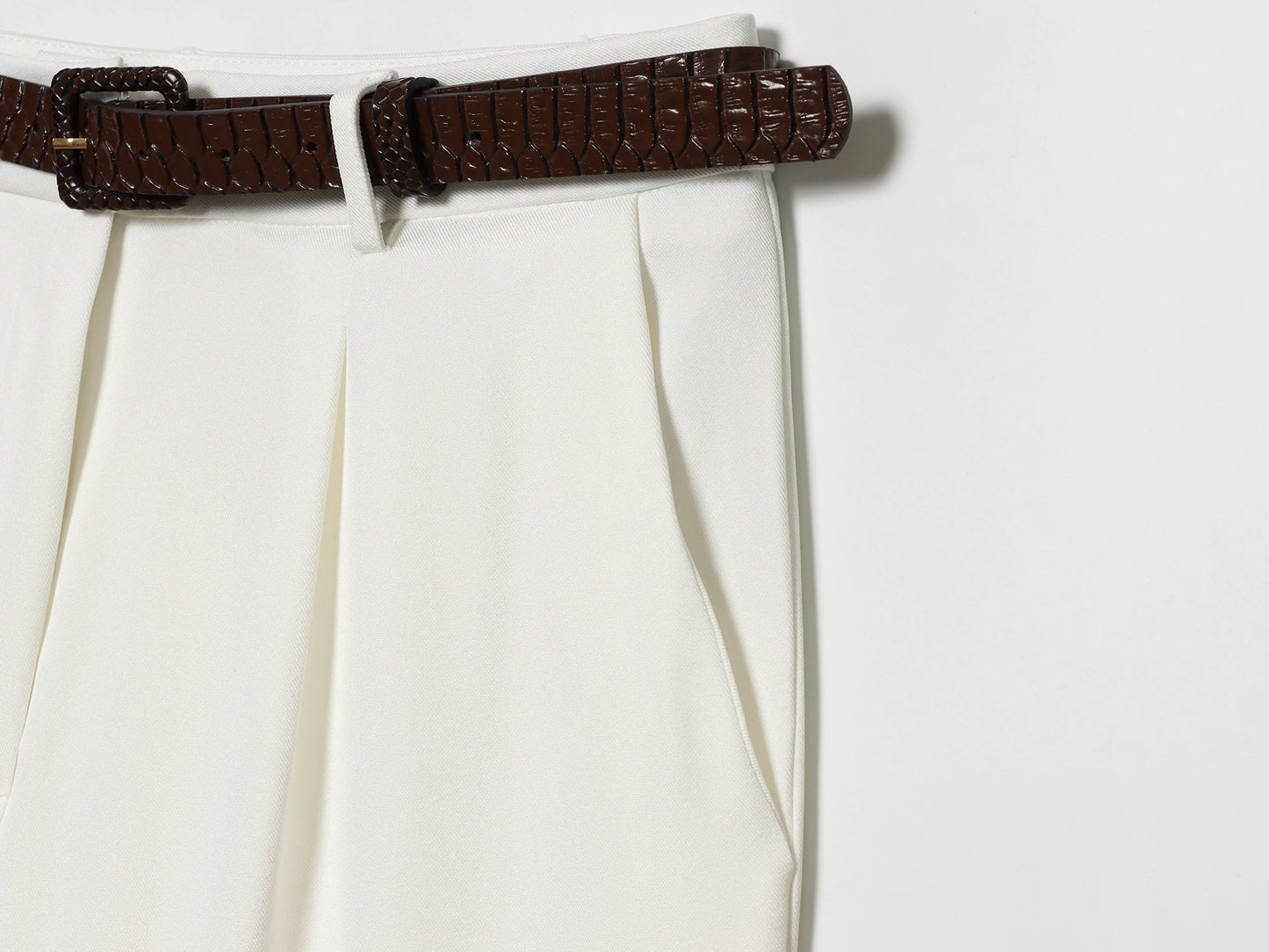 Women's High Waist Wide Leg Shorts – Elegant Belted Knee-Length Summer Shorts