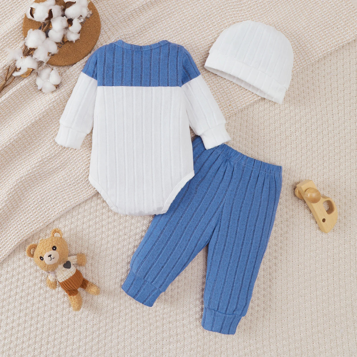 3Pcs/Set of Newborn Baby Boy Color Blocked Long Sleeved Bodysuit+Pants+Cute Hat Set 0-18 Months Baby Boy Spring and Autumn Set