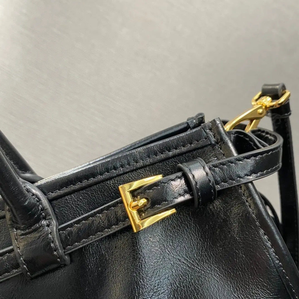 Skin-Friendly PU Leather Handbag, All-Occasion Design
