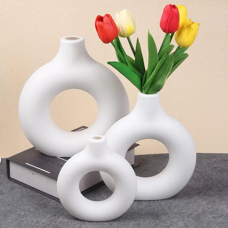 Modern Donut Ring Vase — Ceramic-Look Hanging & Tabletop Flower Pot for Home Decor