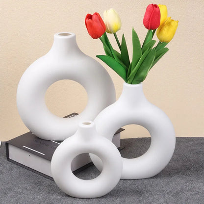 Modern Donut Ring Vase — Ceramic-Look Hanging & Tabletop Flower Pot for Home Decor