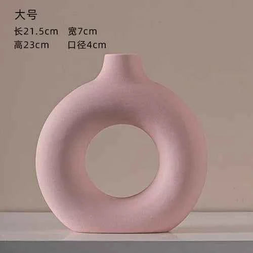 European Pink Ceramic Openwork Vase Flower Arrangement Plant Decoration Entrance Dining Table Vase Interior Ornaments Decoration