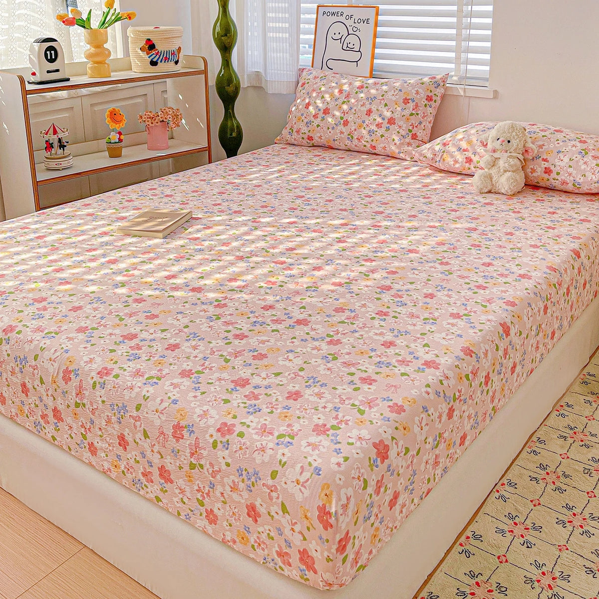 Non-Slip Fitted Sheet Set with Pillowcase, Queen