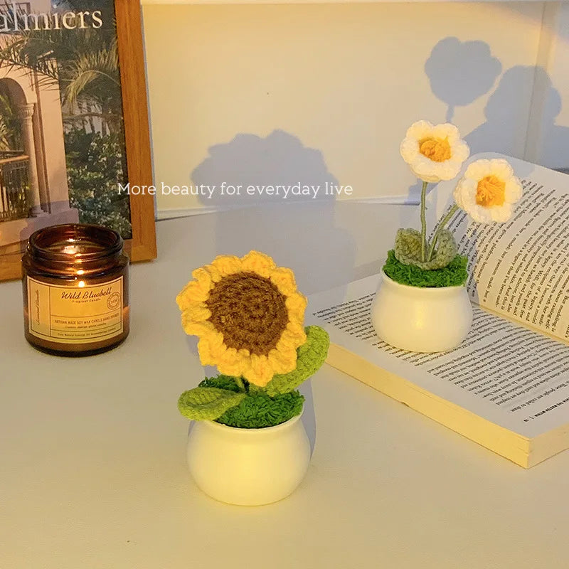 DIY Handwoven Mini Potted Flower Rose Office Desktop Ornamental Potted Plants Woolen Thread Finished Product Home Decoration