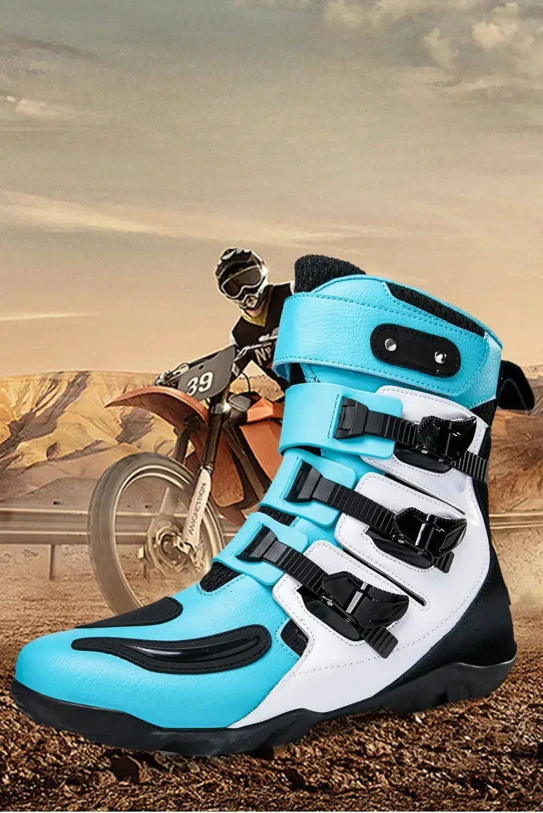 New Waterproof Men's Dirt Bike Shoes Men's Motorcycle Boots New Comfortable Leather Protective Boots Anti-slip Wear-resistant
