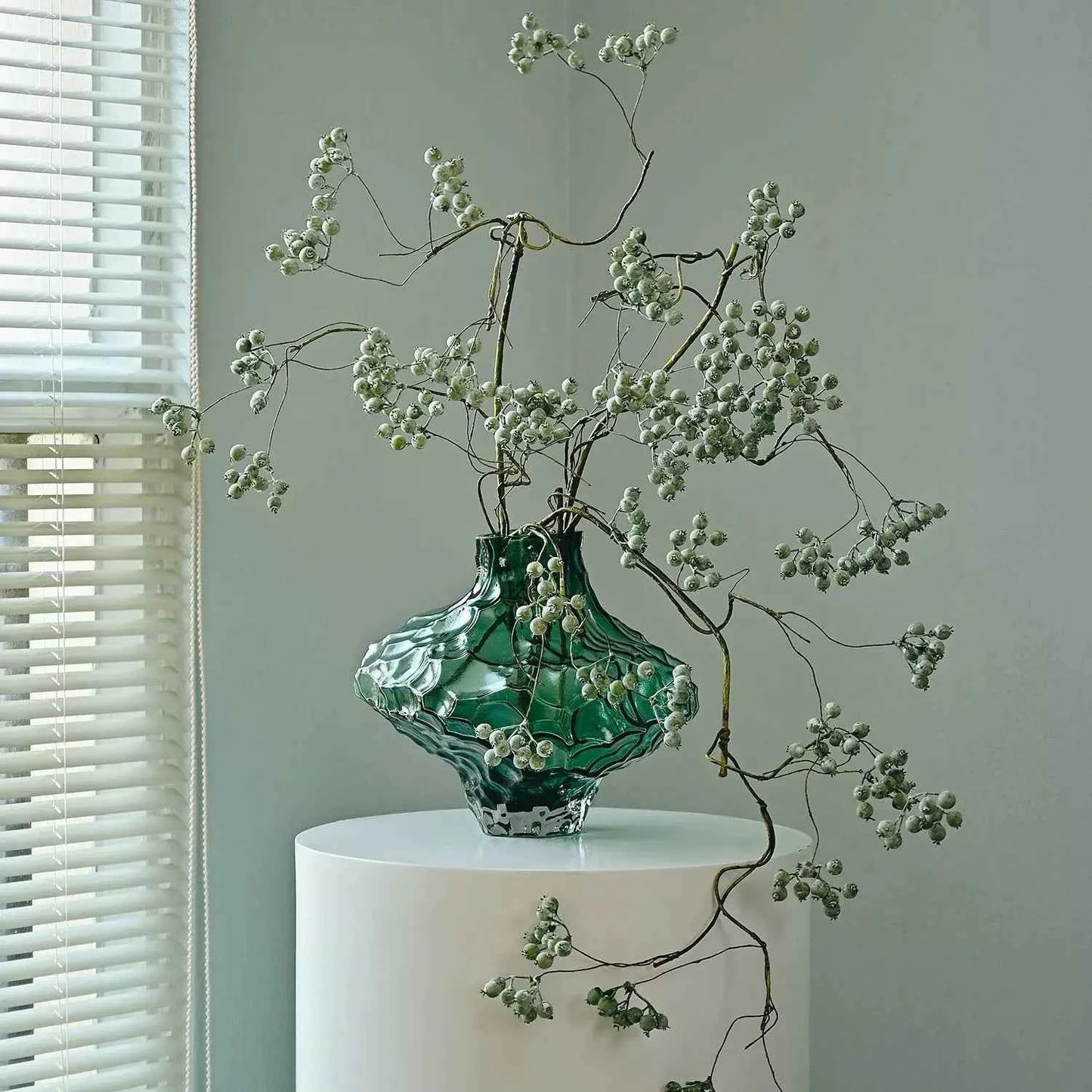 Vase in The Ancient Style Canyon Glass Thickened Creative Senior Sense of Home Decoration Valley Flower