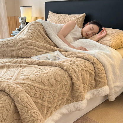 Lamb Fleece Warm Throw, Four Seasons Universal Use, Plush & Extra Cozy Bed Blanket, Portable Lap Cover for Office Naps, Multi-scene Bedding for Sofa & Workplace, Fully Machine Washable