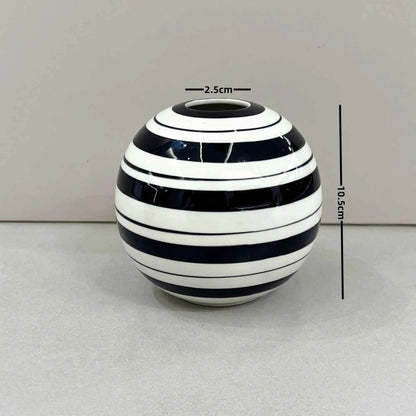 Creative Black and White Striped Ball Ceramic Vase Exquisite Table Flower Arrangement Hydroponic Vase Crafts Interior Ornament