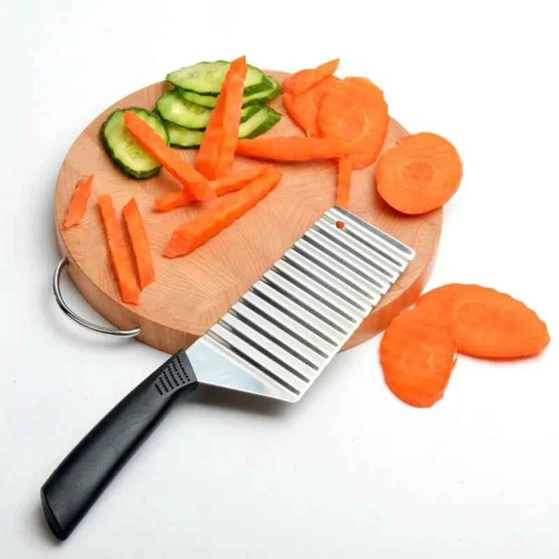 Late-Model Potato Chip Slicer Cutter Vegetable Fruit Corrugated Wavy Knife French Fries Potato Cutter Kitchen Gadget Accessories