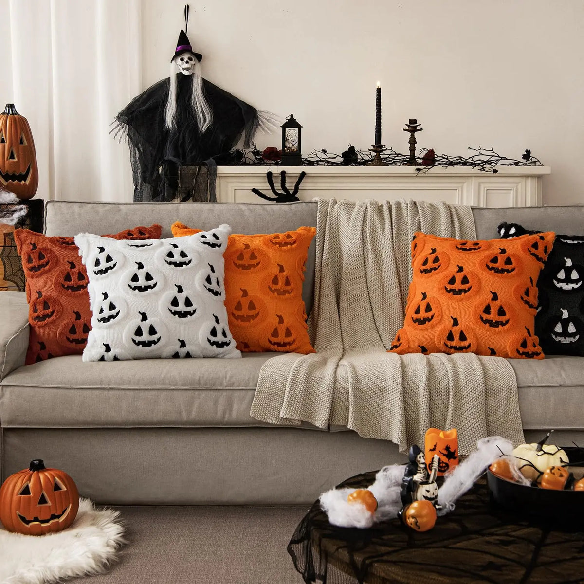 Faux Wool Pumpkin Pattern Throw Pillow Cover, 18x18