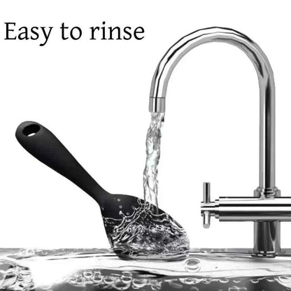 Hanging Silicone Rice Spoon Kitchen Ladle Non-stick Saucepan Electric Rice Cooker Cooking Scoop with Holes Household Items